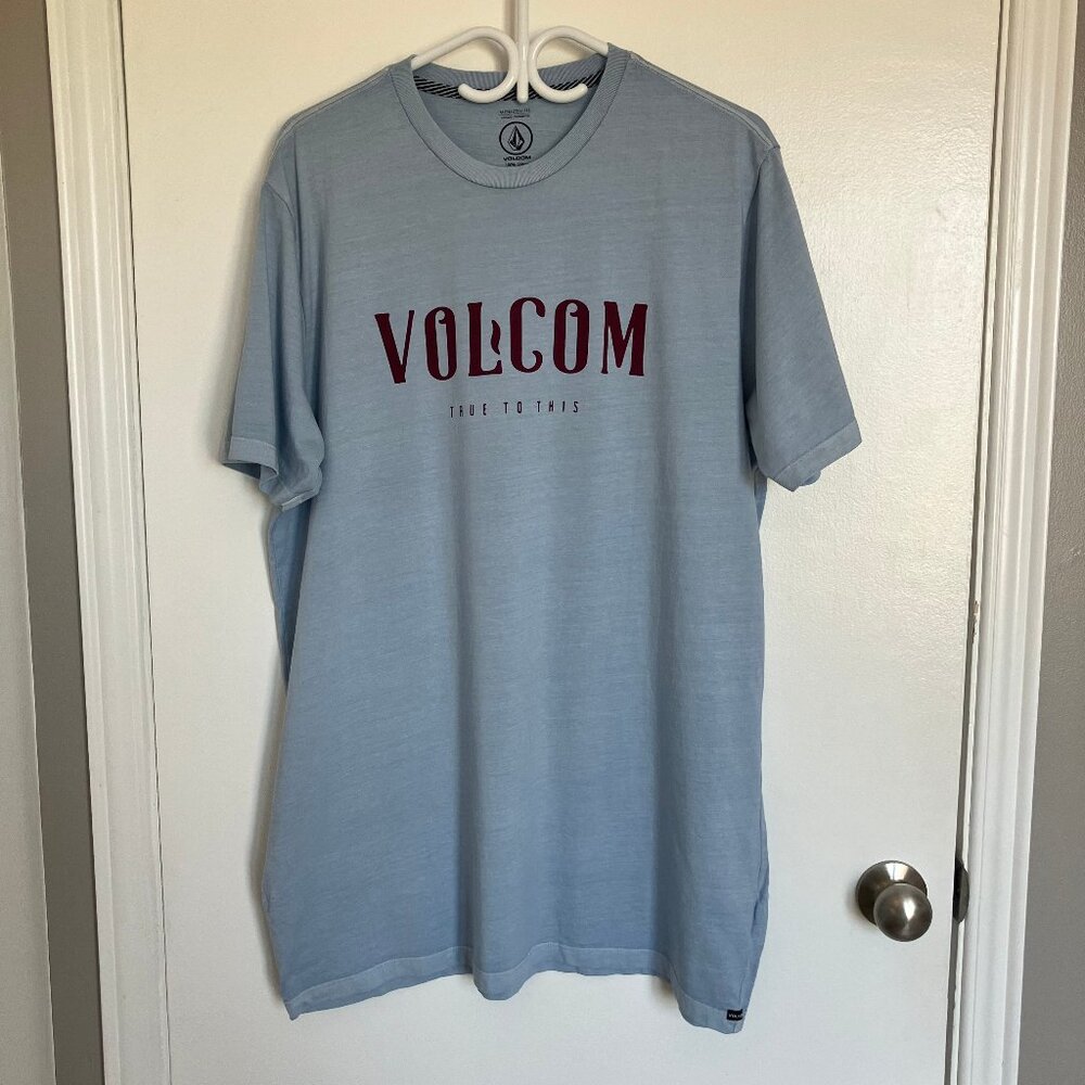 Volcom Men's XL Short Sleeve T-Shirt Slightly Faded